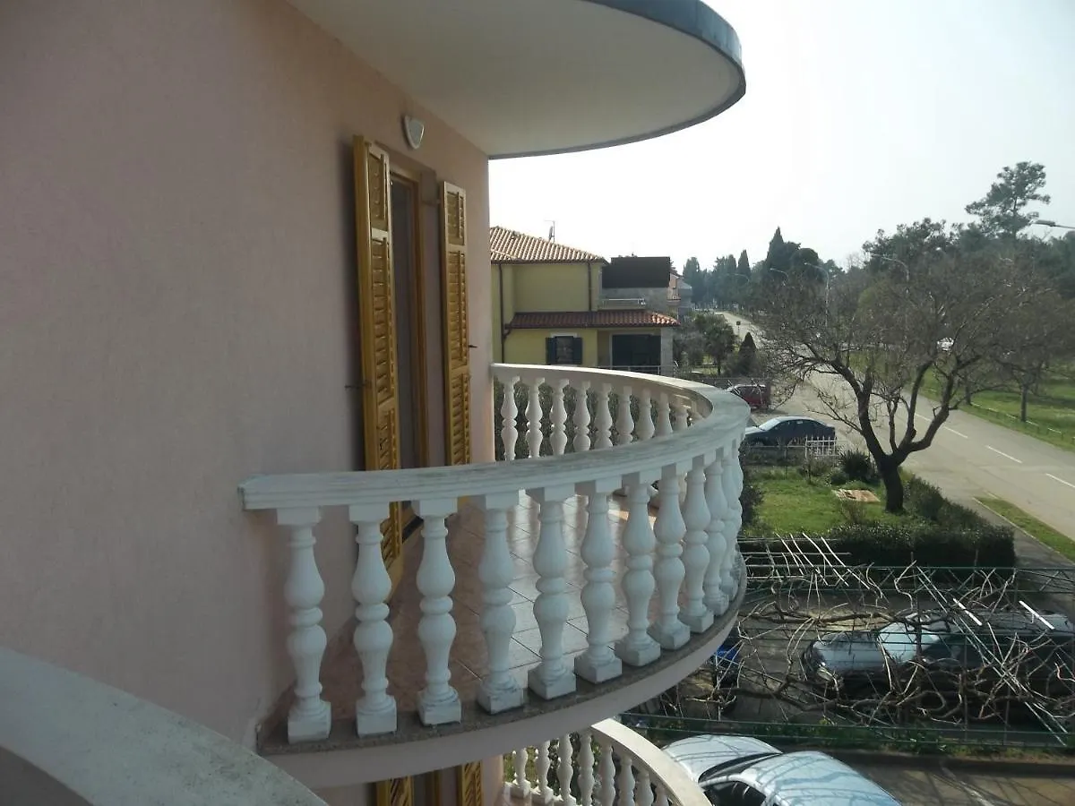 Apartment Car Umag 3
